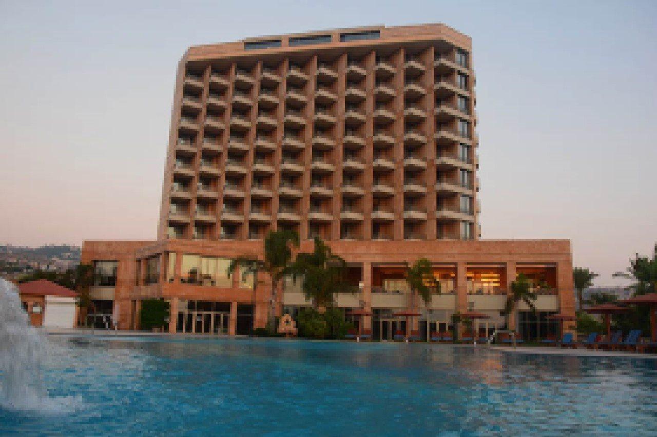 Jiyeh Marina Resort Hotel & Chalets 지예 외부 사진