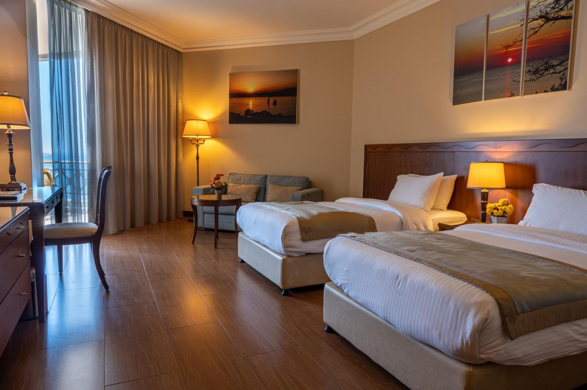 Jiyeh Marina Resort Hotel & Chalets 지예 외부 사진
