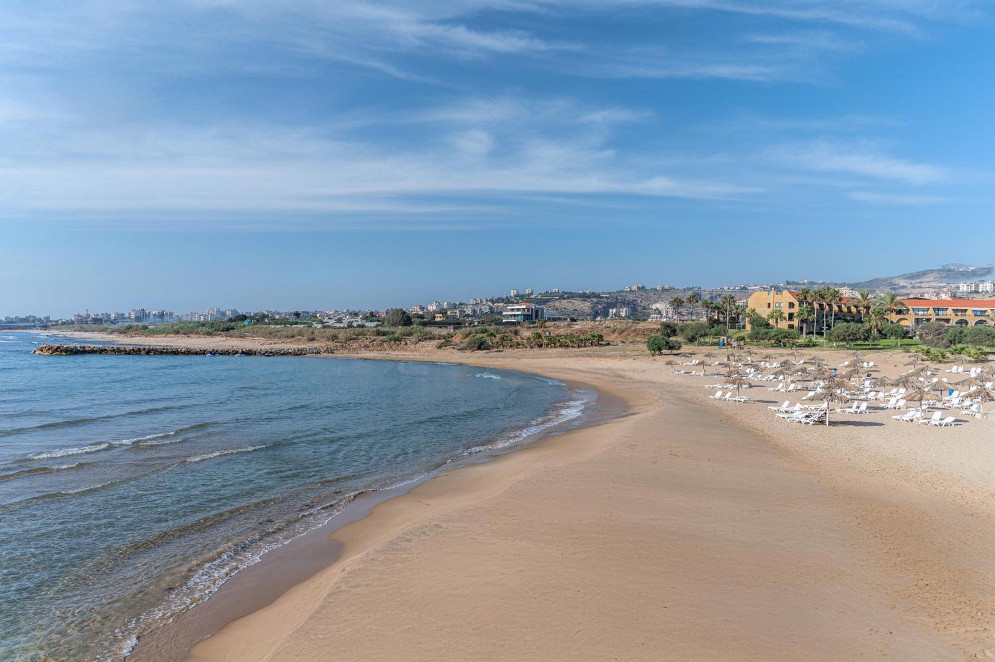 Jiyeh Marina Resort Hotel & Chalets 지예 외부 사진