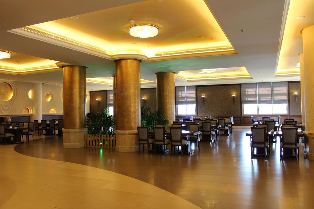 Jiyeh Marina Resort Hotel & Chalets 지예 외부 사진