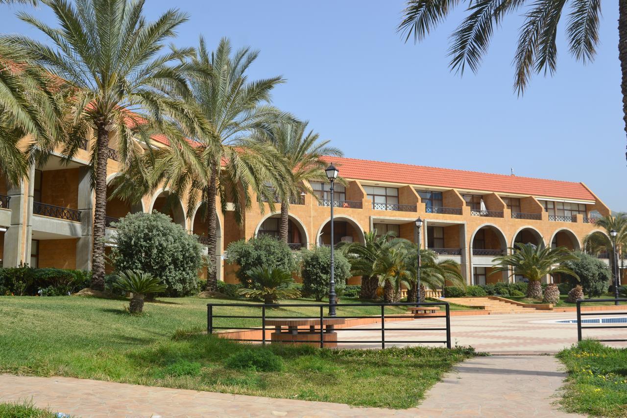 Jiyeh Marina Resort Hotel & Chalets 지예 외부 사진