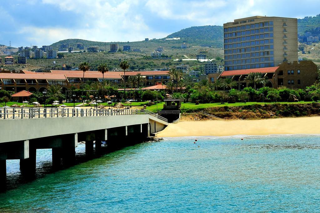 Jiyeh Marina Resort Hotel & Chalets 지예 외부 사진